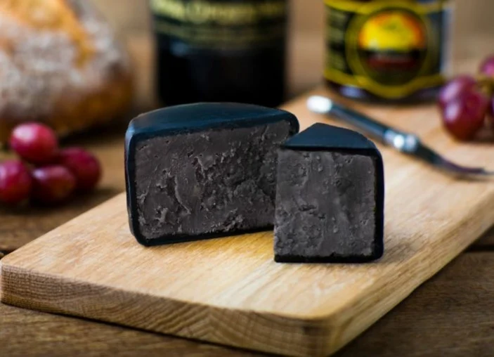 Siyah Peynirin Anlamı Nedir?